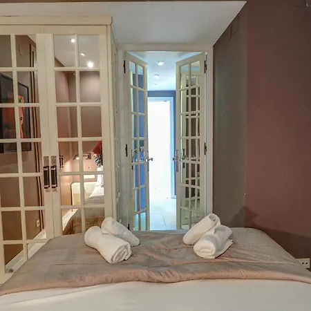 La Gioia 2 By Hello Homes