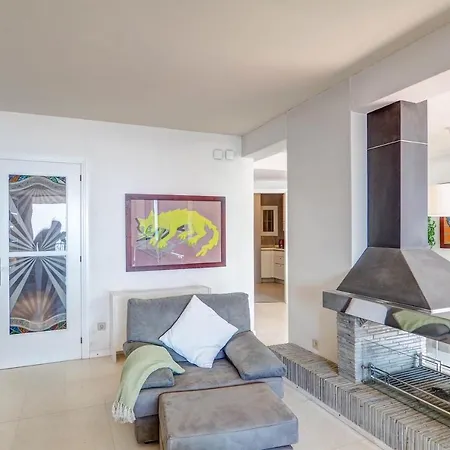 La Gioia 2 By Hello Homes *